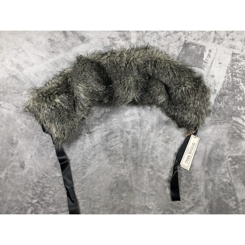 NWT STEVIE MAC Women's Grey Racoon Faux Fur Neck Collar Scarf Sz O/S